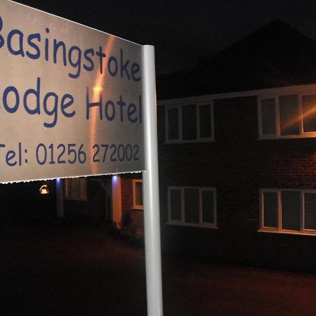 Basingstoke Lodge Exteriér fotografie